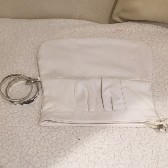 New York & company White wristlet - Used - Picture 5 of 8